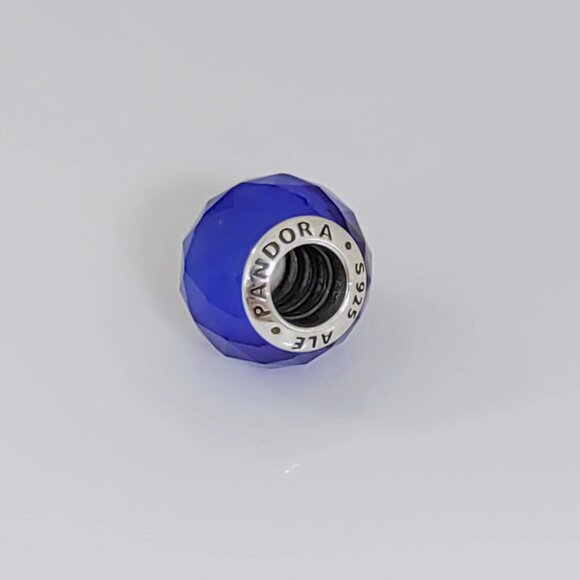 Pandora Dark Blue Petite Facets Charm Murano Glass Charm Bead with box - Picture 2 of 4
